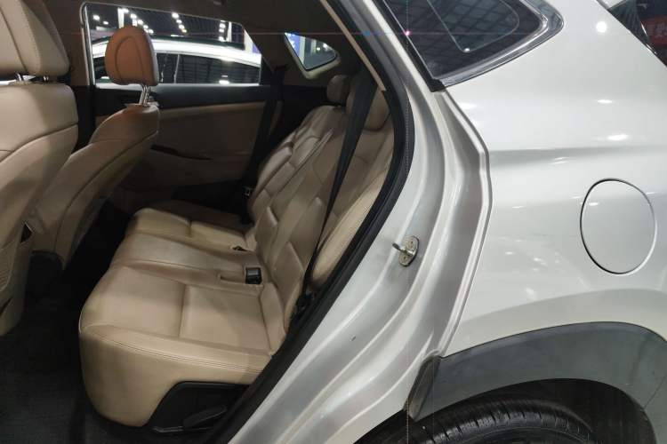 Used Hyundai Tucson 2015 1.6T Dual-Clutch Two-Wheel-Drive Smart Model