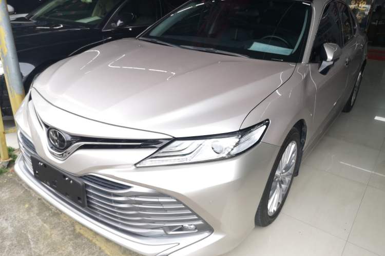 Used Toyota Camry 2019 2.5G Luxury Edition China VI Standard