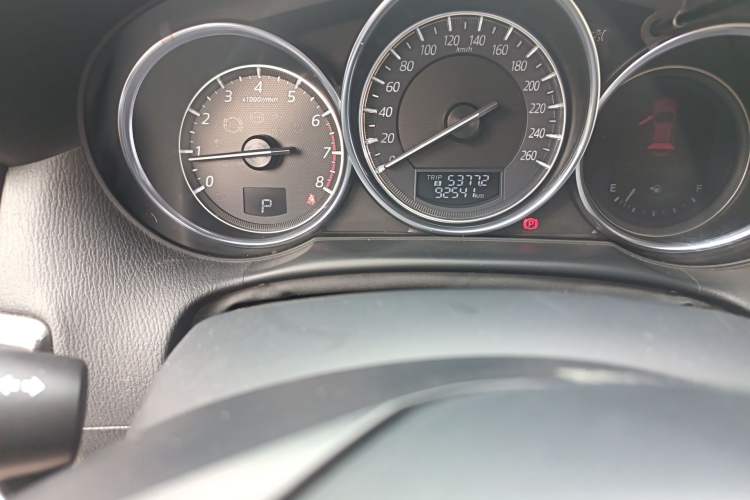 Used Mazda CX-5 2015 2.5L Automatic 4x4 Flagship Model Odometer Close Up