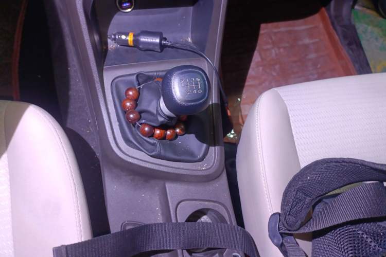 Used Wuling Hongguang V 2022 1.5L Jingqu Version Hydraulic Power Steering LAR
