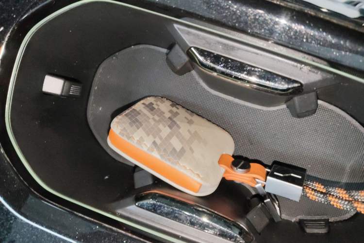 Used Zeekr 009 2024 7-Seater Walk-through Version 4WD 140 kWh
