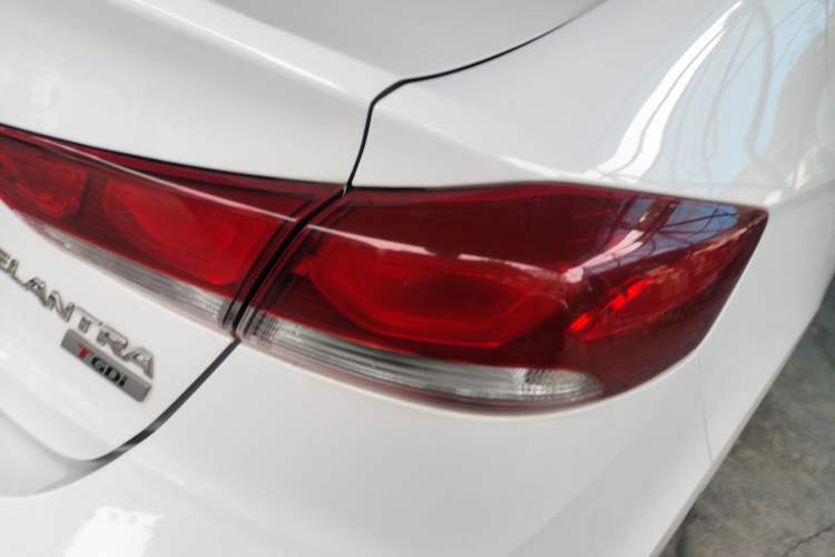 Used Hyundai Elantra (6th Generation / Lingdong) 2018 1.4T Dual-Clutch Xuan Dong · Dynamic Edition Exterior 3