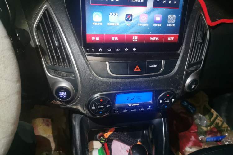 Used Hyundai ix35 2013 2.0L Automatic Two-Wheel Drive Smart GLS China IV Standard
