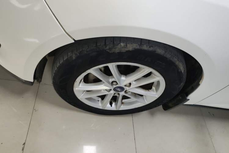 Used Ford Focus 2017 Sedan 1.6L Automatic Fashion Edition Smart Drive Version