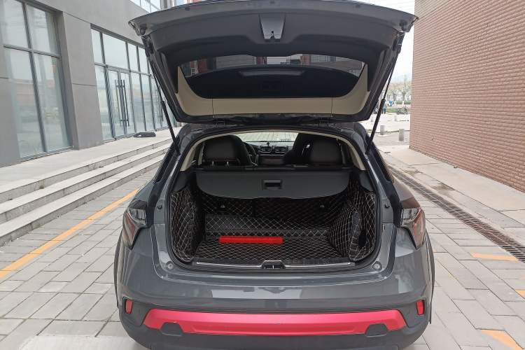 Used Lynk & Co 02 2018 1.5T DCT Two-Wheel Drive Pro Version China V Emission Standard
