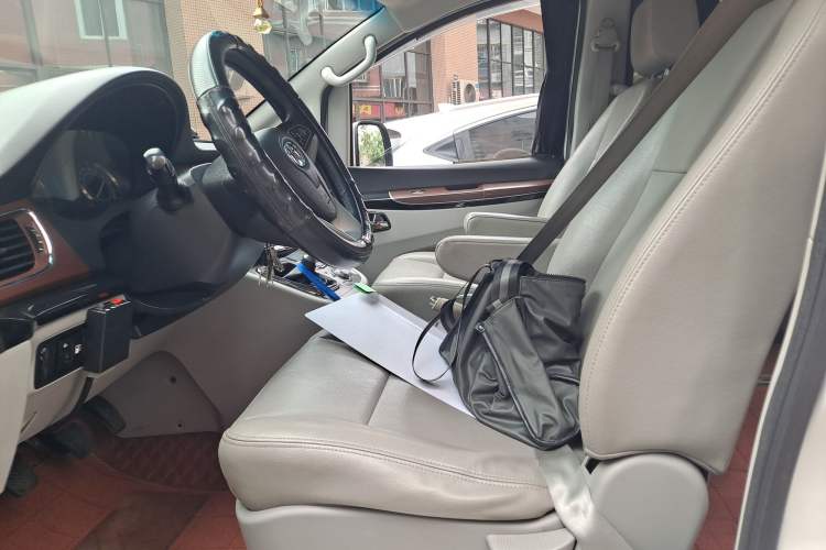 Used JAC Group Refine M5 2016 2.0T Gasoline Manual Business Edition Left Front Seat