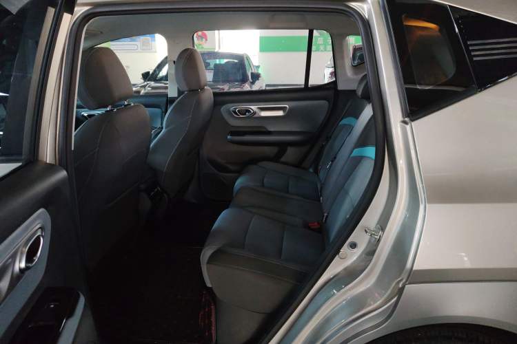 Used AION Y 2023 Plus 510 Enjoy Edition
