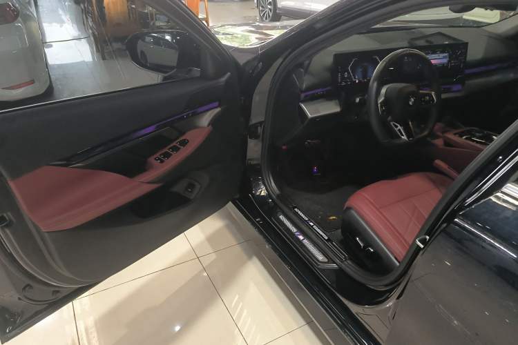 Used BMW 5 Series 2025 525Li M Sport Package
