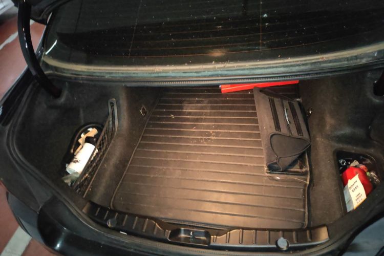 Used BMW 5 Series 2017 525Li Leading Model