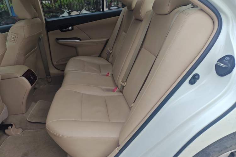 Used Toyota Camry 2013 2.0G Comfort Edition
