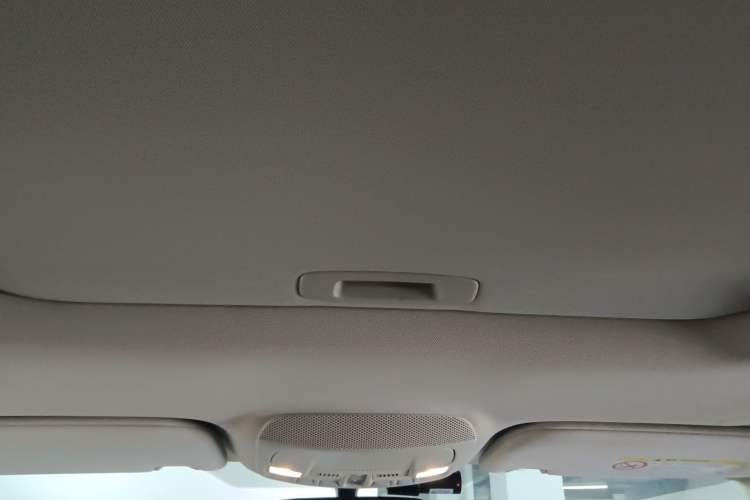 Used Ford Mondeo 2020 EcoBoost 180 Stylish Model Headliner