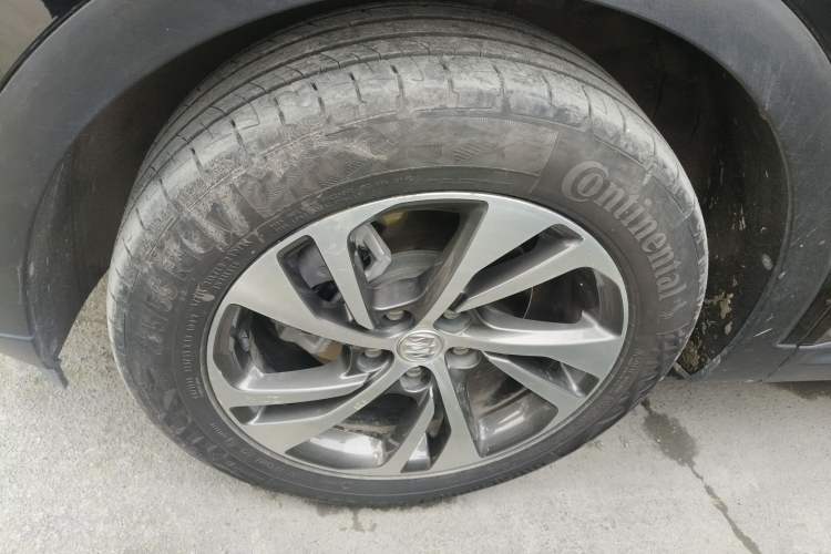 Used Buick Envision 2022 Facelift Encore S 552T Two-Wheel-Drive Luxury Model
