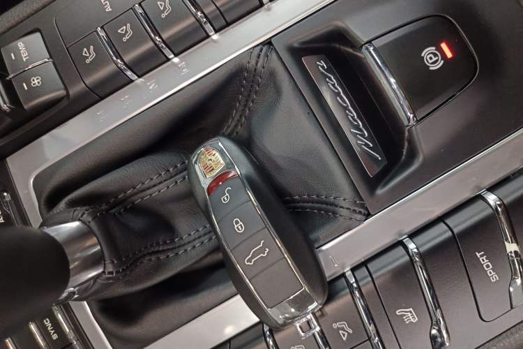 Used Porsche Macan 2021 Macan S 3.0T