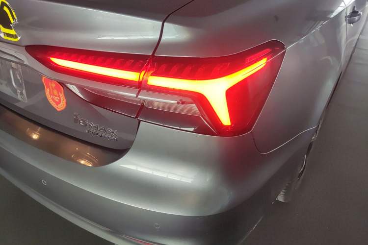 Used Roewe i6 MAX 2020 300TGI Automatic "Swell Cool Smart Drive" Edition
