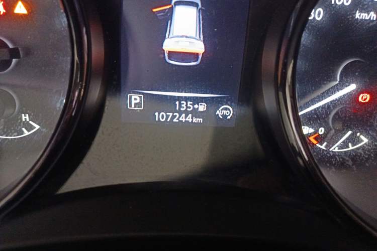 Used Nissan X-Trail 2019 2.0L CVT Smart Connect Comfort Edition 2WD Odometer Close Up