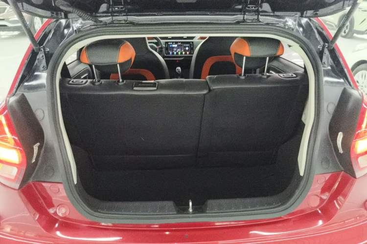 Used Geely Auto Vision X1 2017 1.3L Automatic Player Edition
