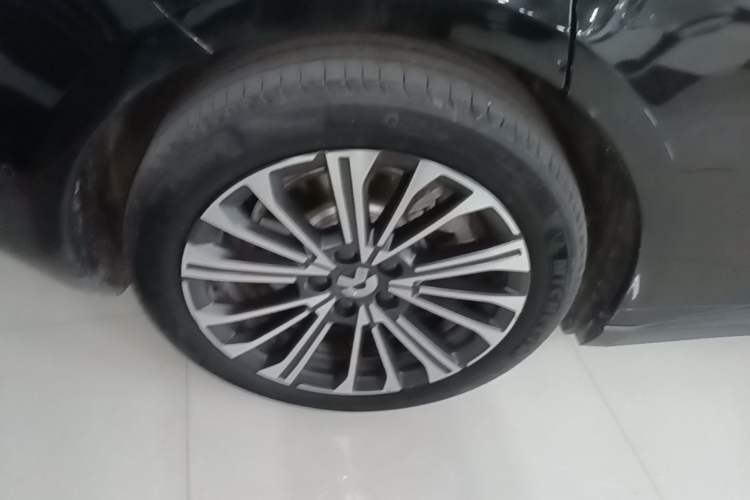 Used Nio ET5T 2024 75kWh Touring