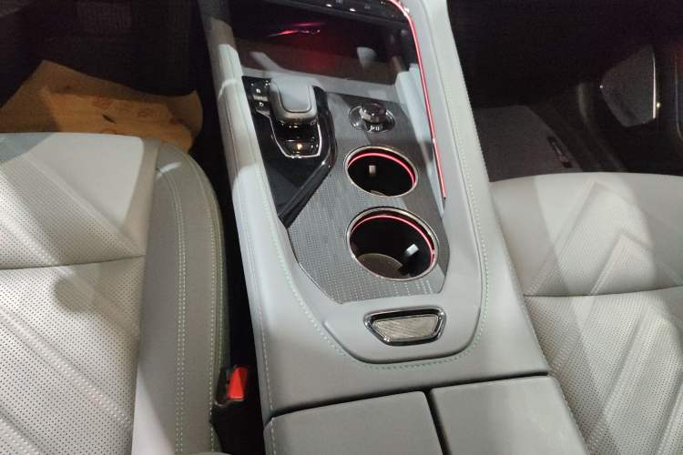 Used Zeekr 001 2022 Ultra-Long Range Dual-Motor ME Version
