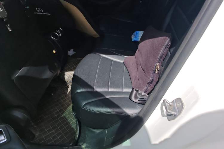 Used Mercedes-Benz GLC 2018 GLC 260 4MATIC Luxury Model
