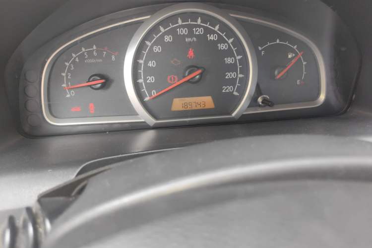 Used Baojun 630 2013 1.5L manual standard version