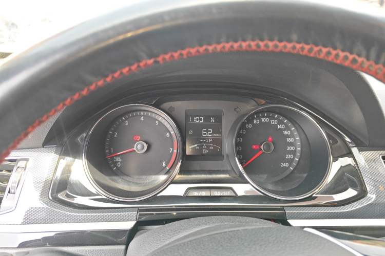 Used Volkswagen C-TREK 2017 1.6L Automatic Comfort Model Instrument Cluster