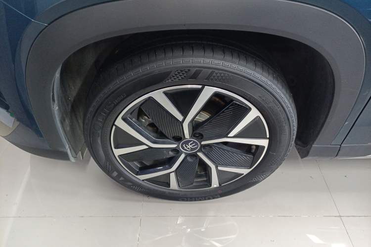 Used BYD Song L DM-i 2024 160km Beyond Edition Left Front Wheel Hub
