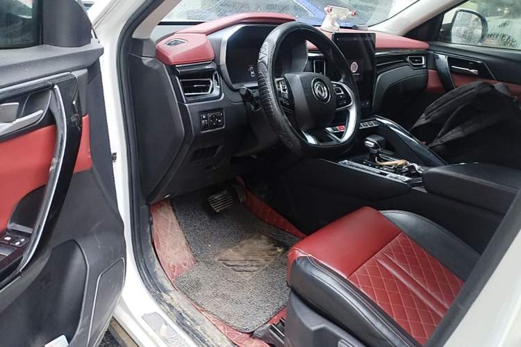 Used FORTHING T5 2018 230T CVT Smart Enjoyment Version