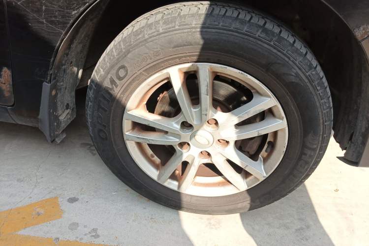 Used Karry K50 2015 1.5L Manual Luxury Model Right Front Wheel Hub