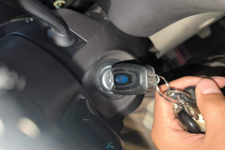 Used Ford Focus 2012 Sedan 1.6L Manual Fashion Edition
