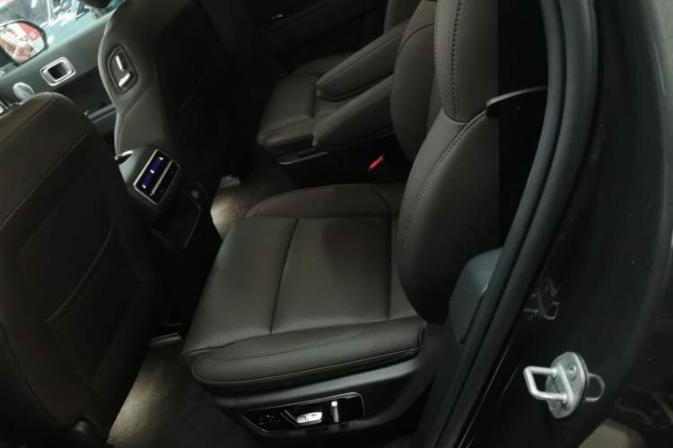 Used Li Auto L8 2023 Pro Model Left Rear Seat