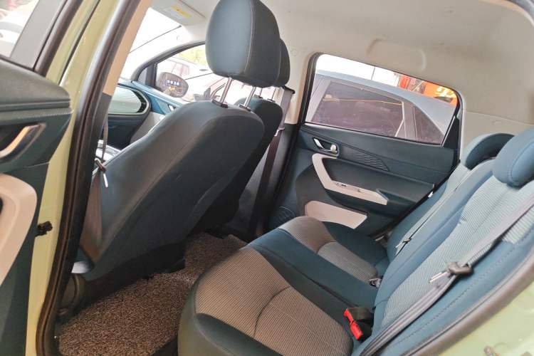 Used CHANGAN Benni E-Star 2022 National Edition Colorful Limited Edition (Fast-Charging Version) Lithium NMC Left Rear Seat