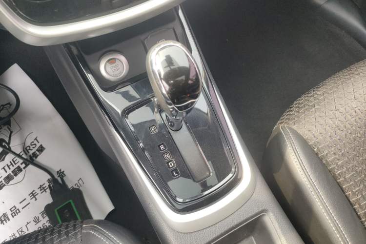 Used Nissan Tiida 2016 1.6L CVT Smart Drive Edition Gear Lever