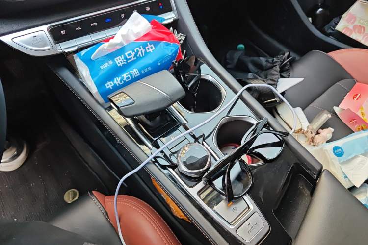 Used CHANGAN Eado 2023 Changan Edition PLUS Blue Whale NE 1.4T GDI DCT Prestige Version