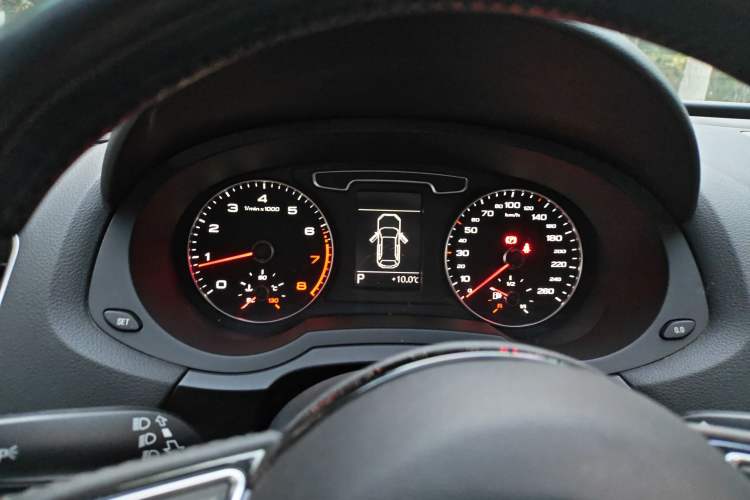 Used Audi Q3 2015 30 TFSI Ambition Edition