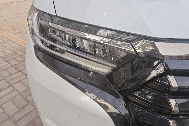 Used Honda Elysion 2024 2.0L eHEV Luxury Edition Right Front Headlight