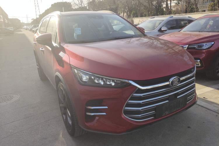 Used BYD Tang New Energy 2018 DM 2.0T All-Wheel Drive Smart Connect Genesis Edition 7 Seats China V Emission Standard