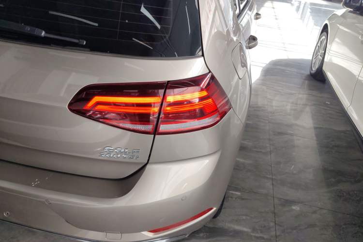 Used Volkswagen Golf 2019 200TSI DSG Comfort & Ambition Edition China VI Standard
