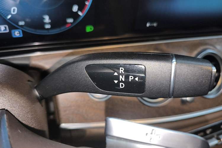 Used Mercedes-Benz E-Class 2022 E 260 L