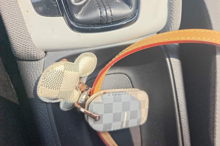 Used Honda LIFE 2021 1.5L CVT CRO-S Fun Edition