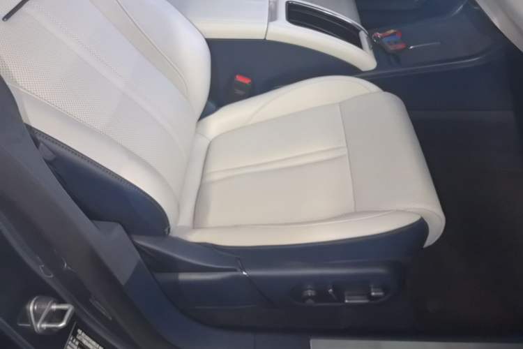 Used Zeekr 007 2024 Rear-Drive Enhanced Version 75 kWh
