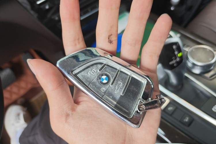 Used BMW X5 2017 xDrive28i
