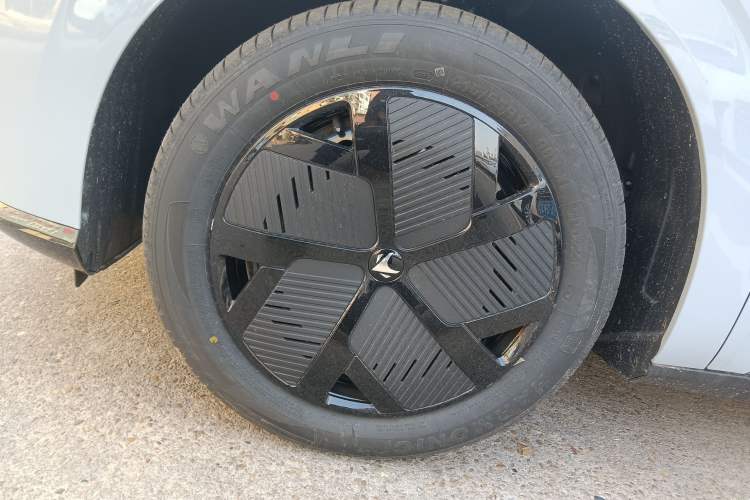 Used ARCFOX T1 2025 Model 320 PRO
