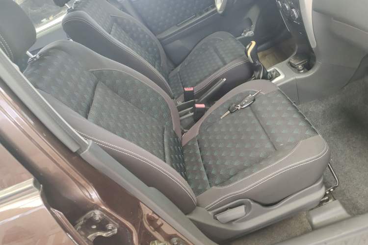 Used Suzuki Liana A6 2014 Hatchback 1.4L Manual Enjoyment Model
