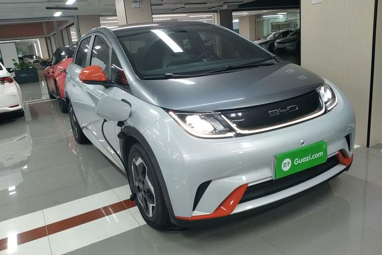 Used BYD Dolphin 2021 405 km Fashion Edition
