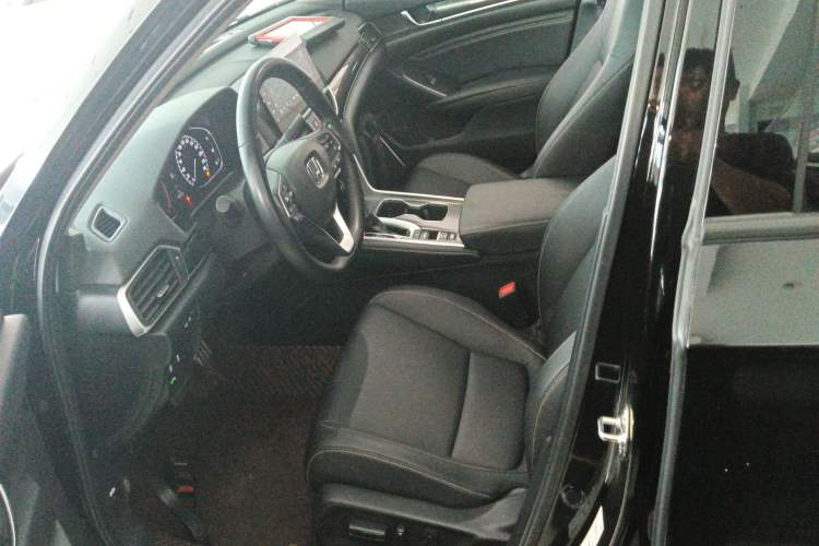 Used Honda Accord 2022 260TURBO Phantom Night · Prestige Edition Left Front Seat