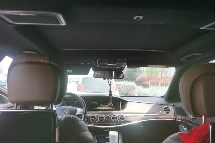 Used Mercedes-Benz S-Class 2014 S 400 L Prestige Edition Headliner