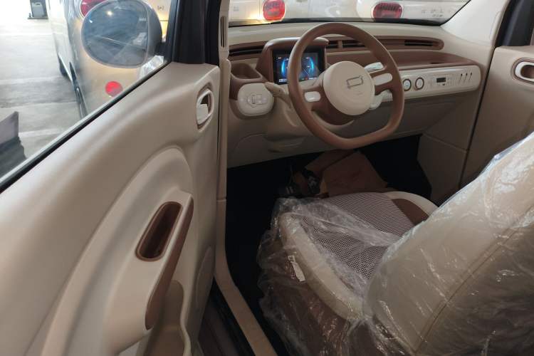 Used Bestune Pony 2026 Model 222km Cute Horse Plus Interior 3