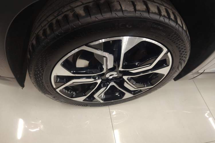 Used Nio ES8 2020 415 KM Signature Edition 7-Seater Version
