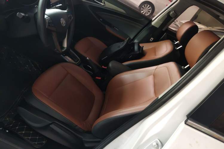 Used CHANGAN Eado 2016 1.6L GDI Automatic JingShang Model Left Front Seat