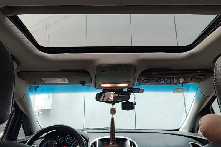 Used Buick GT 2013 GT 1.6T Automatic Fashion Sport Edition
